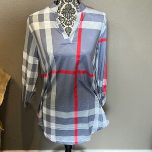 Chic Plaid St. Jubileans V-Neck Tunic - Gray, Red and White Size Large